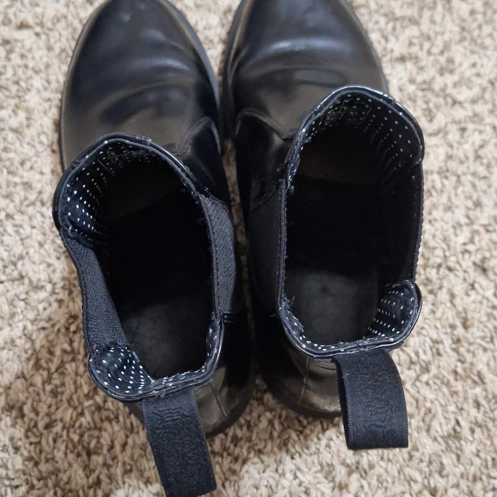 Dr. Martens flora Chelsea boot size womens 7 or EU38 - Picture 12 of 12